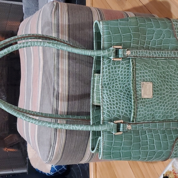 Liz Claiborne Handbag - Picture 1 of 4